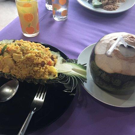 Lucky Tree Restaurant