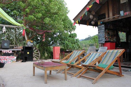 mong bar