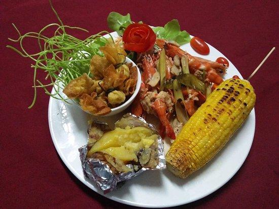 Chom Dao Restuarant
