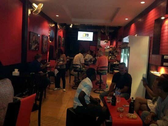 J&J Bar and Grill